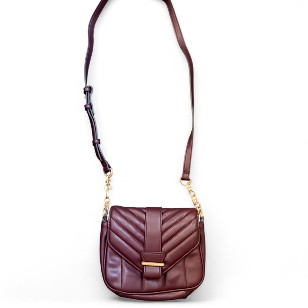 Elegant Burgundy Crossbody Bag